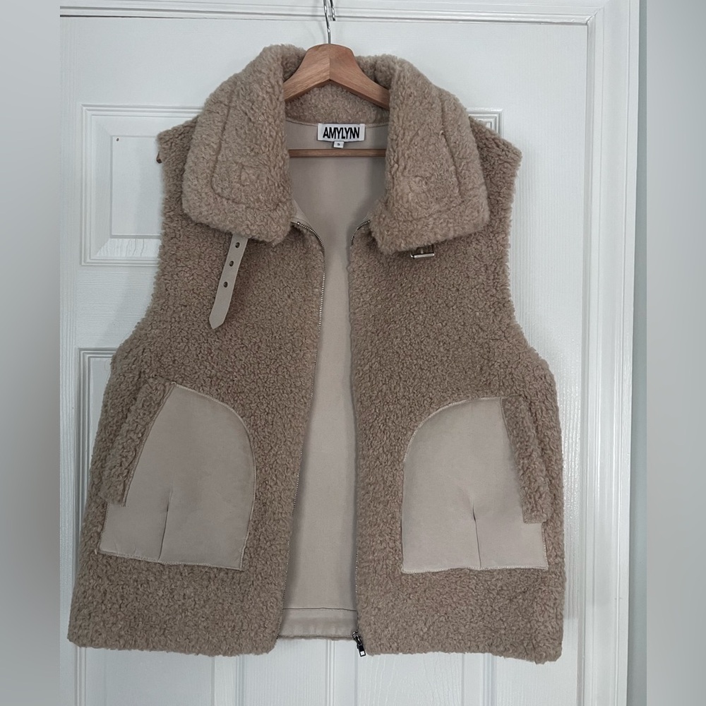 Amylynn faux shearling beige vest